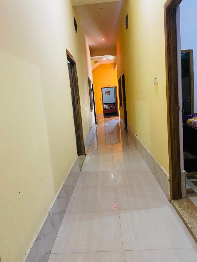 Balaji Homestay Mathura In Vrindavan Εξωτερικό φωτογραφία