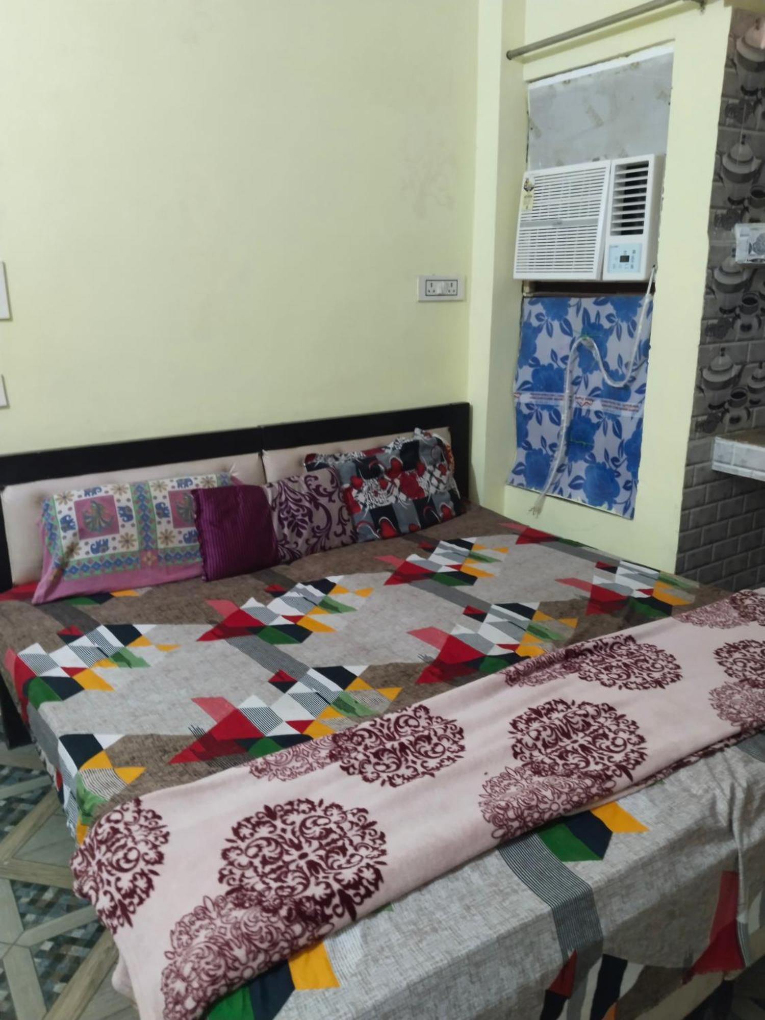 Balaji Homestay Mathura In Vrindavan Εξωτερικό φωτογραφία
